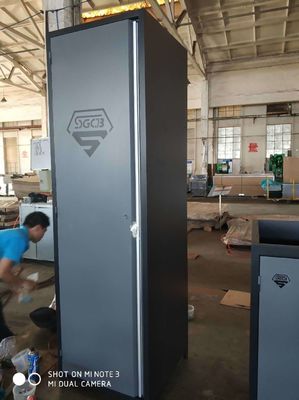 パーソナライズされたキーロック ガレージツール ストレージキャビネットで作業スペースを整理します