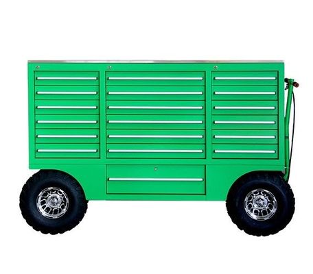 厚い 金属 と ステンレス スチール の ハンドル を 備えた 機械 工具 の 車