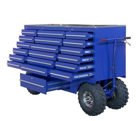 厚い 金属 と ステンレス スチール の ハンドル を 備えた 機械 工具 の 車
